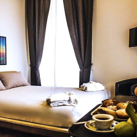 Agora' Dei Mille Bed & Breakfast Napoli Exterior foto